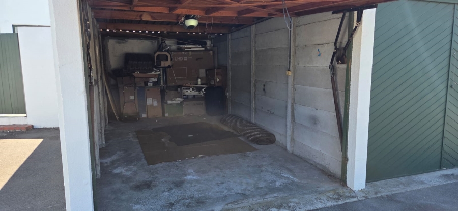 3 Bedroom Property for Sale in Table View Western Cape